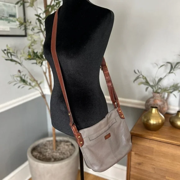 Fossil Crossbody Bag - Picture 8 of 14